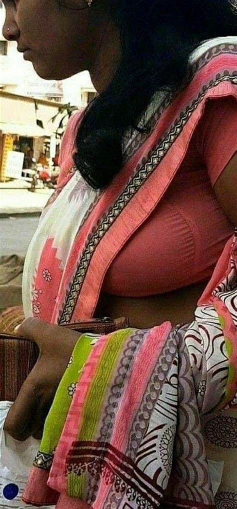 aunty saree boobs|Saree Porn (9,505) @ Porzo.com